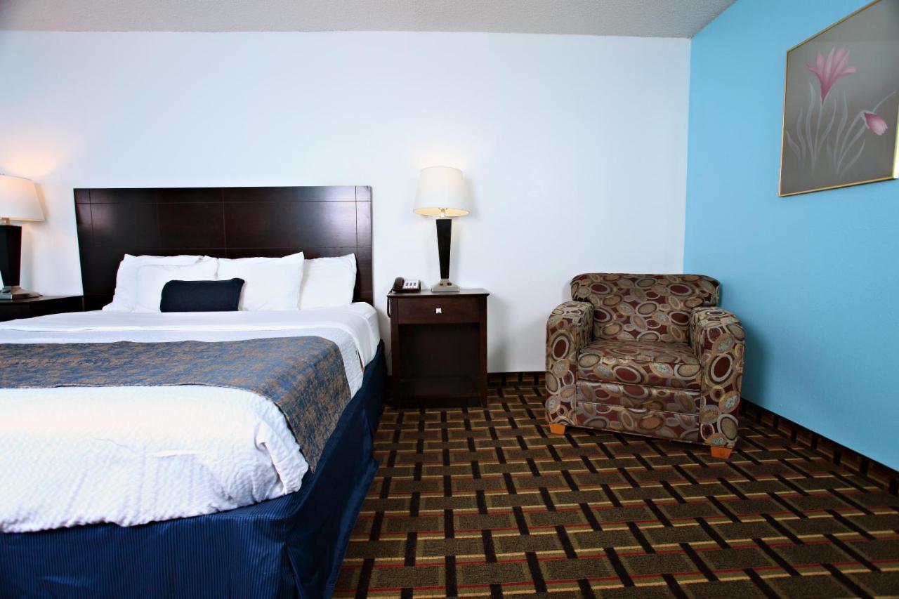 Coratel Inn & Suites By Jasper Newton מראה חיצוני תמונה